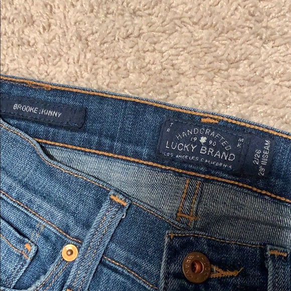 Lucky Brand Brooke Distressed Skinny jeans - Picture 3 of 3